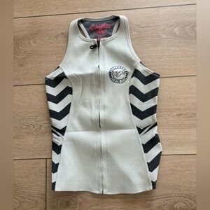 Billabong Beige and Black Surf Vest